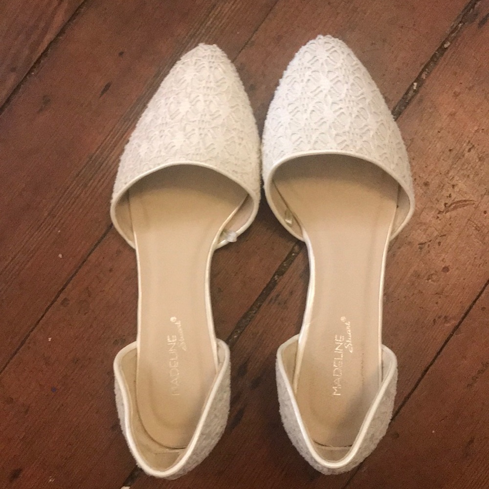 Slightly Off White Lace Flats